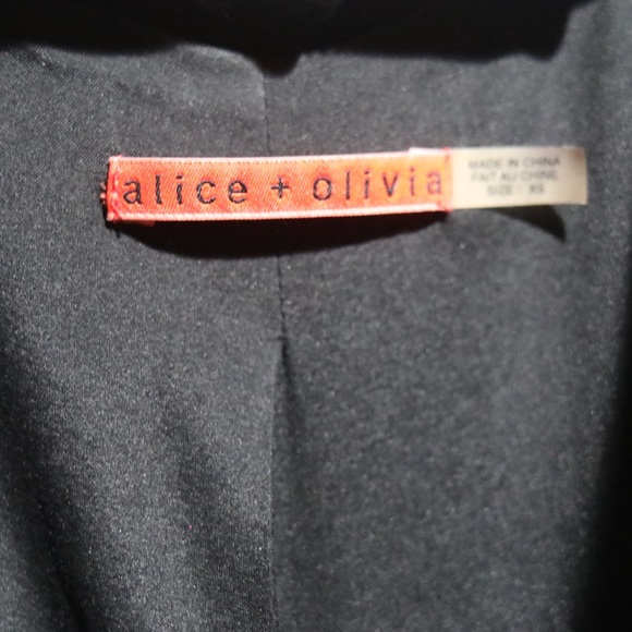 Alice and Olivia silk cropper blazer - Picture 3 of 6
